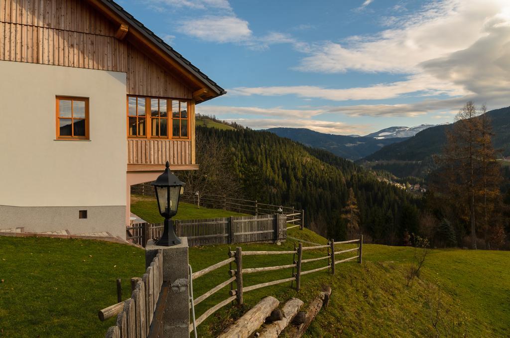 Guest House Hisa Sonca Luce Exterior photo
