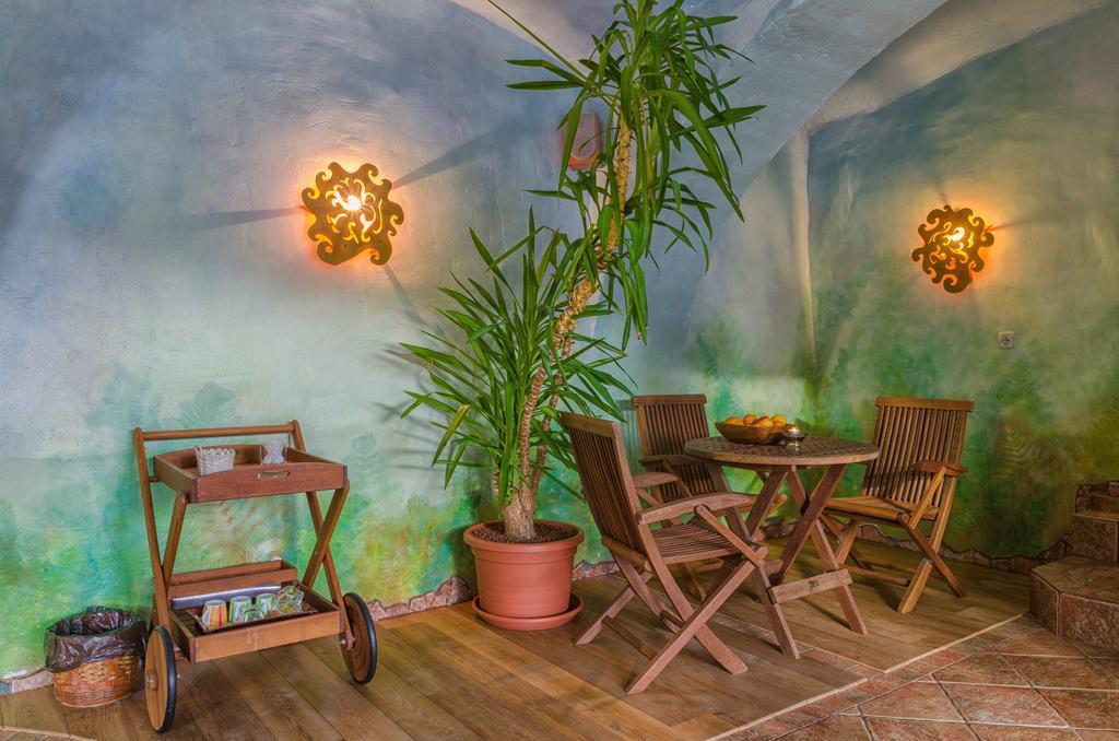 Guest House Hisa Sonca Luce Exterior photo